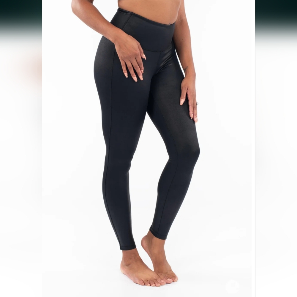 🦄 Sweetlegs NWT Large Faux Leather Leggings